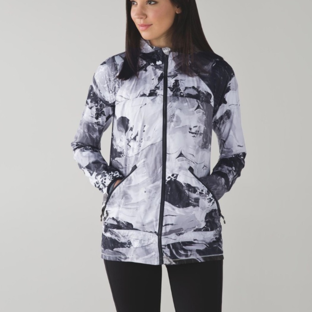 Lululemon Miss Misty Jacket II Size 8
